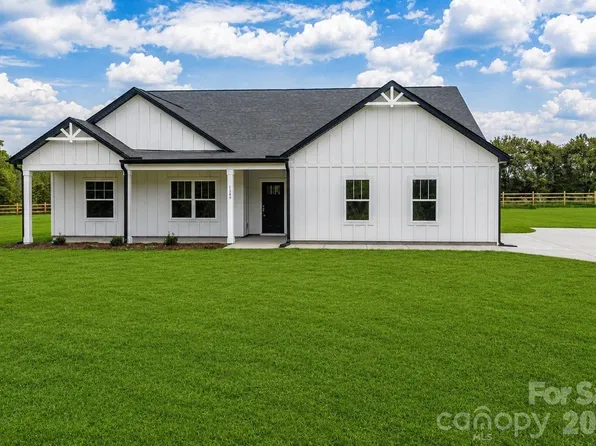1349 Zeb Haynes Rd, Maiden, NC 28650