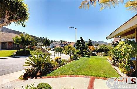 2nd image of 3617 Pebble Pl