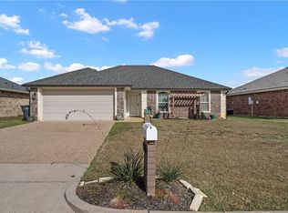 10620 Granada Dr, Waco, TX 76708