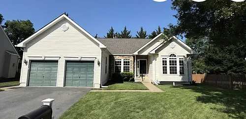 815 Aztec Dr #B Photo 1