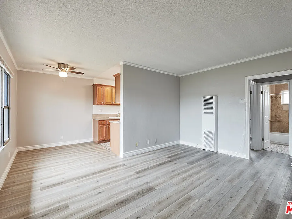 2636 Kansas Ave #13