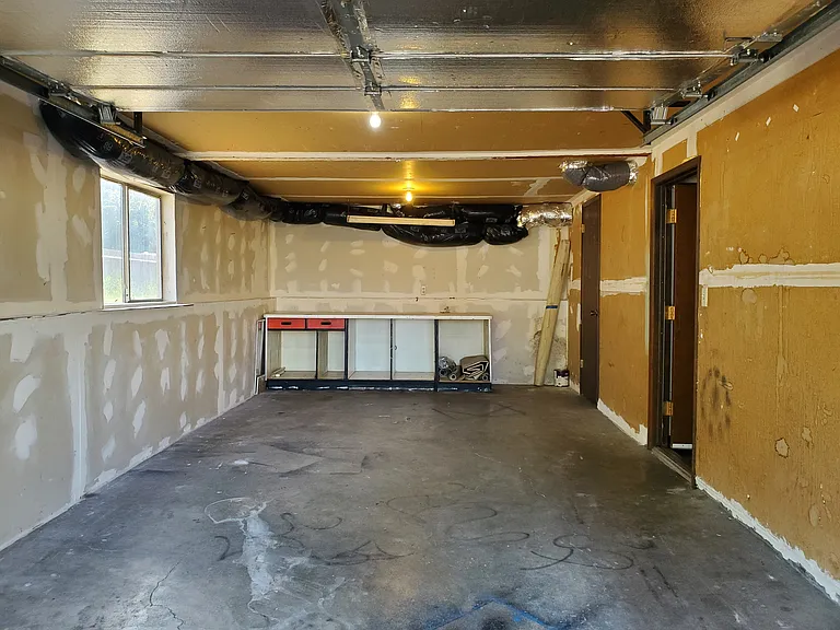 823 N Sargent Rd — Photo 11