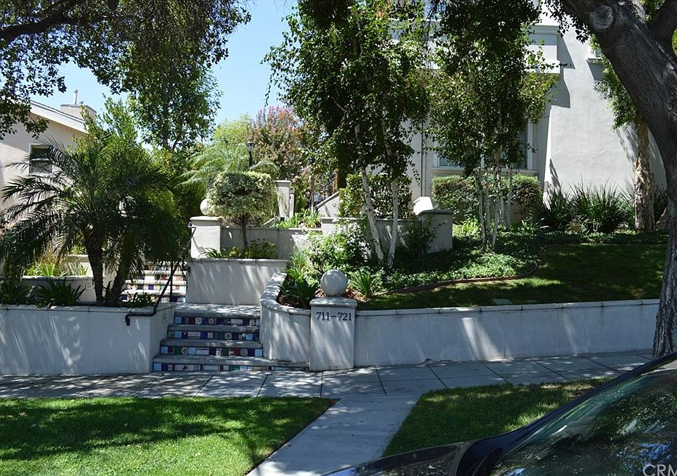 1st image of 719 E Olive Ave