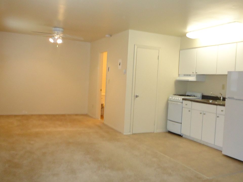 1st image of 4 Hasbrouck Dr APT C