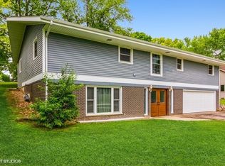 8690 Olson Rd, Belvidere, IL 61008