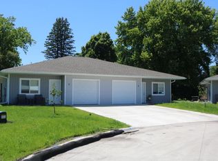 7 Reserve Ct, Garner, IA 50438