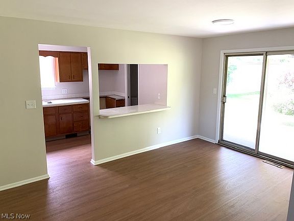 5th image of 6282 Jamestown Dr