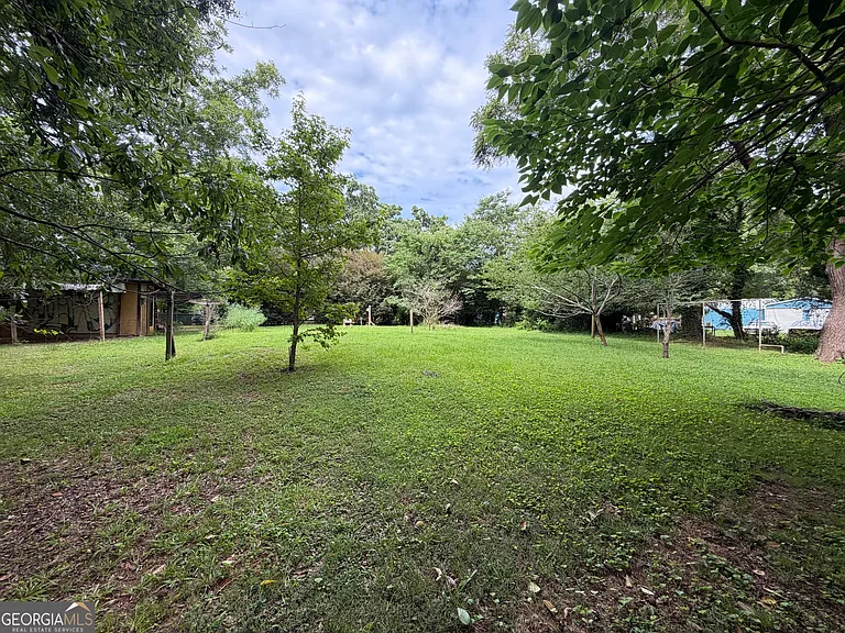 1054 College Station Rd — Photo 14
