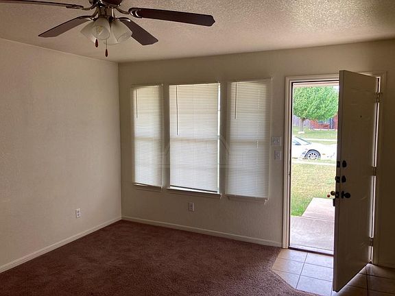 3rd image of 2708 Seabiscuit Dr #Qhknngrng