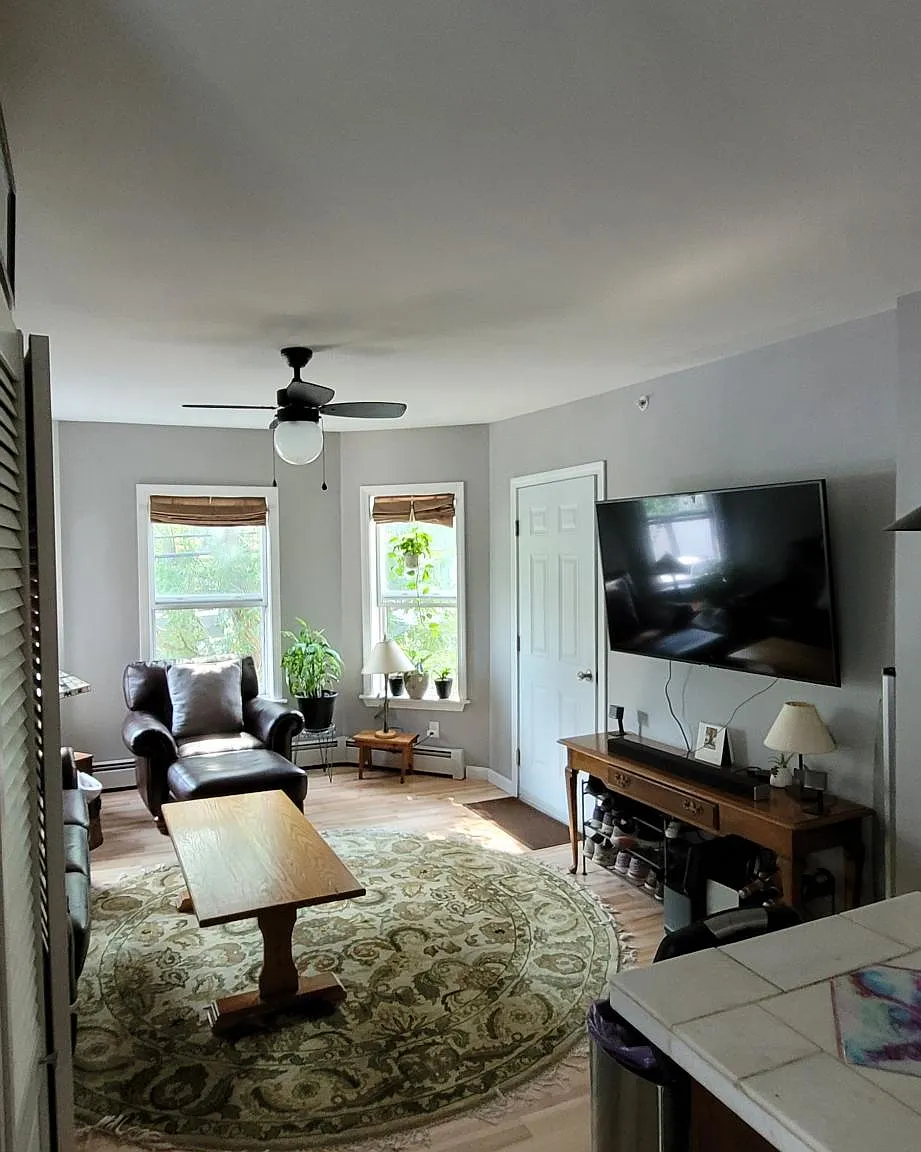 141 Sherman St — Photo 3