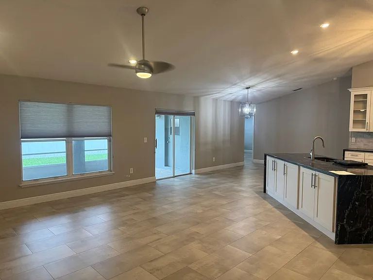9020 Lake Coventry Ct — Photo 11