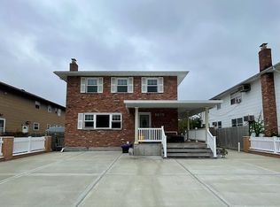 2675 Dalto Ct, Oceanside, NY 11572