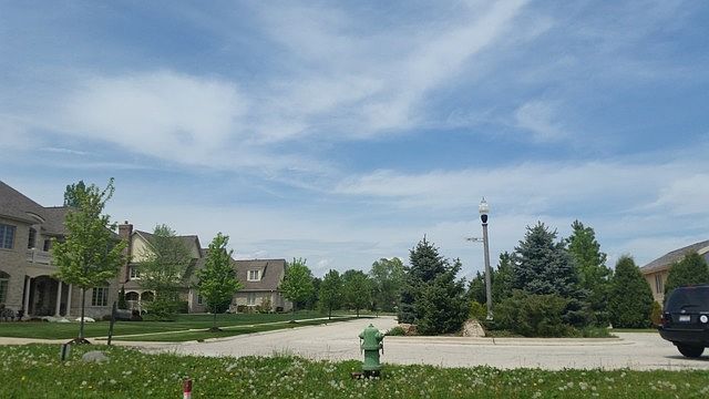 2nd image of 8 Limestone Ct