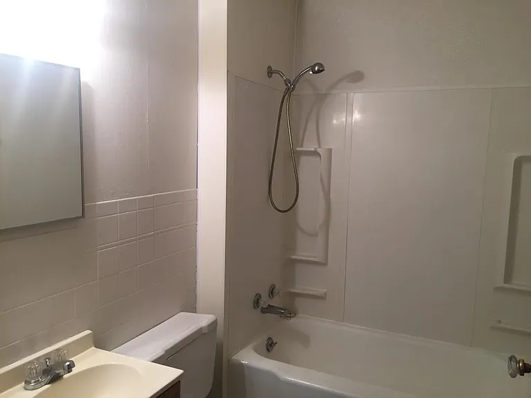 608 N Jefferson St — Photo 10