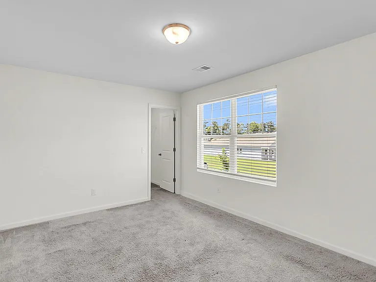 424 Pender Woods Dr — Photo 26