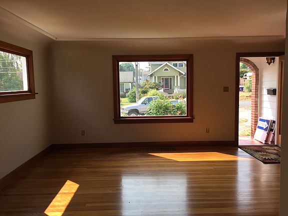 3rd image of 4211 N 19th St