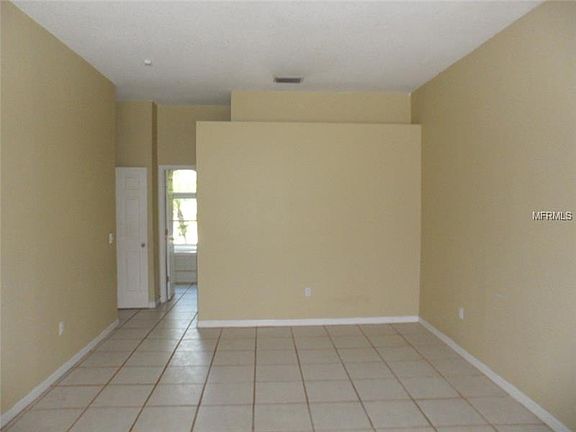 5th image of 2236 Groveland Dr
