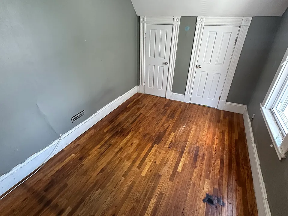 21 Pratt St #2