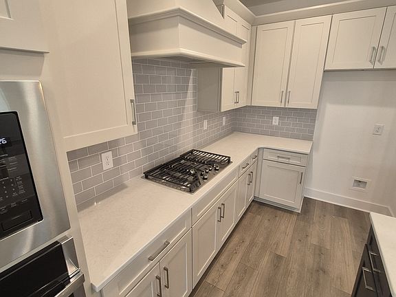 3rd image of 7530 Chapin Dr Lot 74