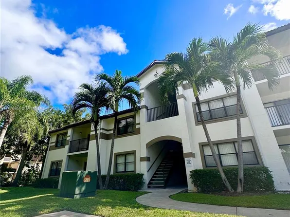 530 S Park Rd #1711, Hollywood, FL 33021
