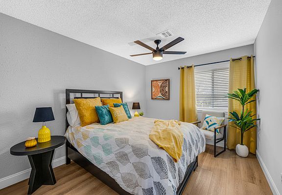 5th image of 10126 Hefner Village Ter #10126