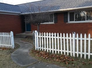 92 Boyken Rd, Rochester Hills, MI 48307