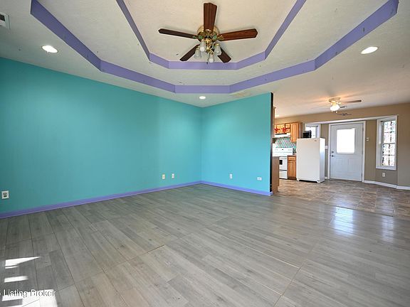 3rd image of 171 Treasure Bay Ct