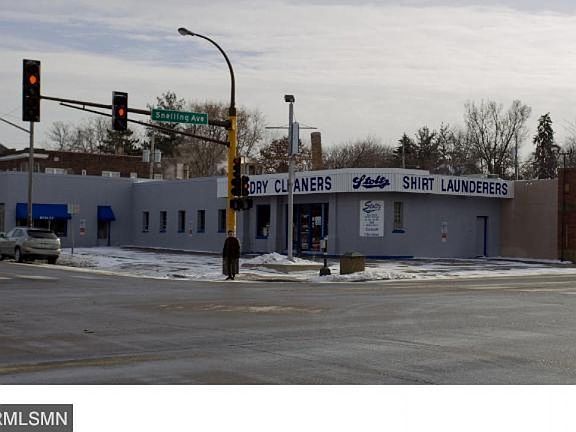 4th image of 1580 Grand Ave
