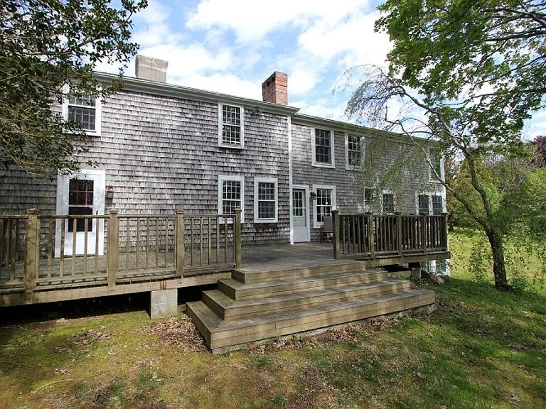 2828 Main St — Photo 3
