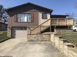 717 Worthington Dr, Bridgeport, WV 26330
