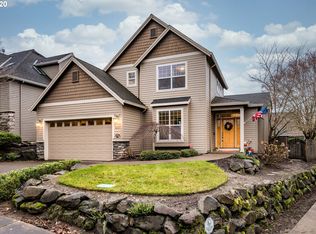 3597 NW Sunset View Ter, Portland, OR 97229