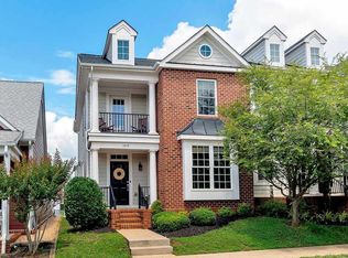 1019 Farrow Dr, Charlottesville, VA 22901