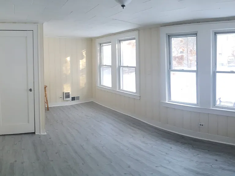 443 Sackett Lake Rd #16-1 — Photo 2
