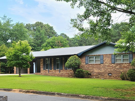 2nd image of 345 Richard Way