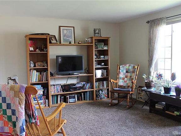 2nd image of 3421 Village Green Dr