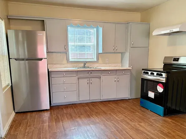 1623B W Washington St, Brownsville, TX 78520