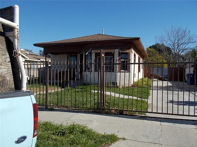 2nd image of 9914 Anzac Ave