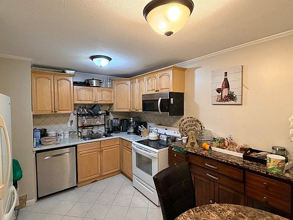 5th image of 6 Universal St APT 5