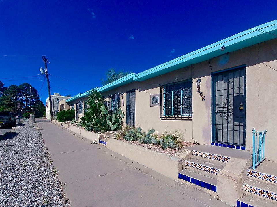 2nd image of 122 Buena Vista Dr SE