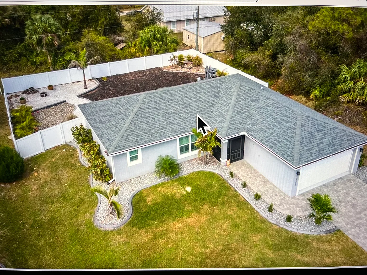 3 bed, 1300 sqft, $2,050 — Photo 2