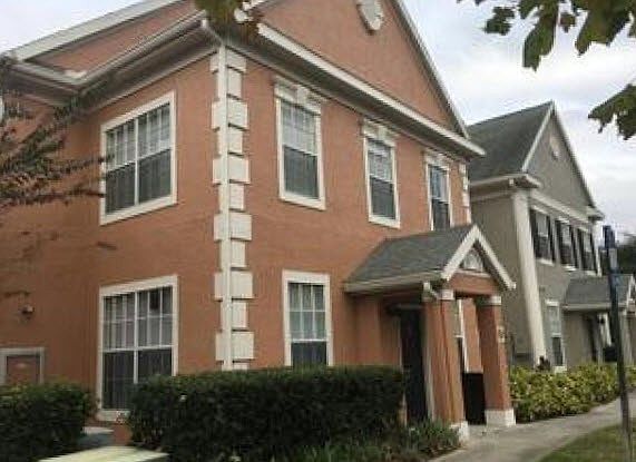 2nd image of 6005 Newport Ln APT 201