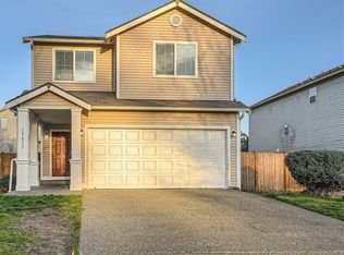 17813 36th Ave E, Tacoma, WA 98446