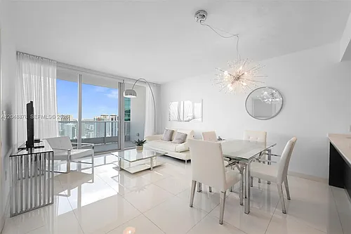 200 Biscayne Boulevard Way #4314 Photo 1