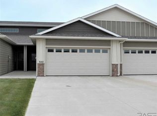 720 E El Dorado Ct, Sioux Falls, SD 57108