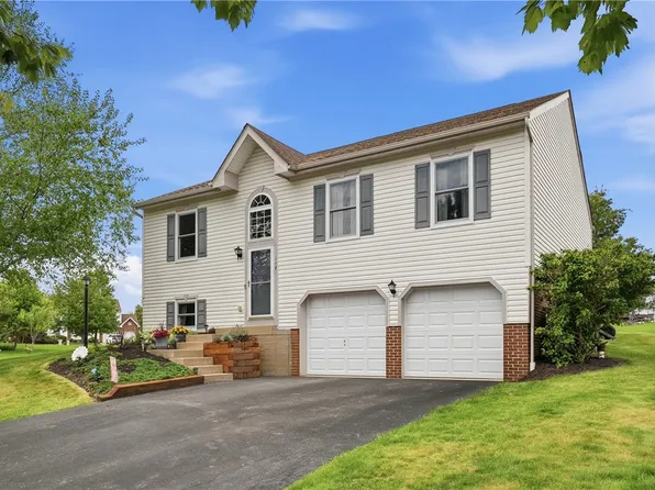 117 Carlye Dr, Cranberry Township, PA 16066