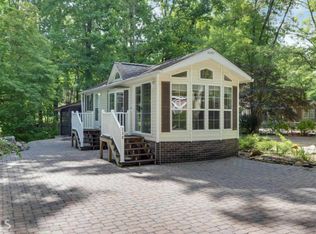 130 Creekview Dr #16, Cleveland, GA 30528