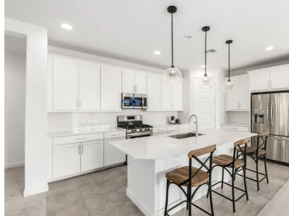 18764 W CANTERBURY Drive, Surprise, AZ 85388