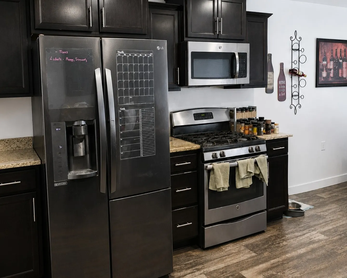 3 bed, 1800 sqft, $2,250 — Photo 2
