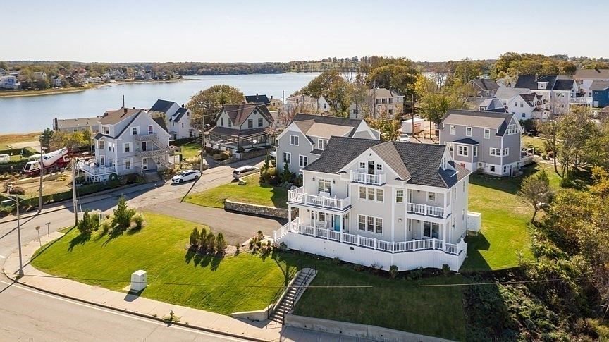 1st image of 10 Whitehead Ave