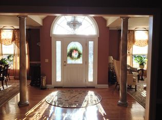 3 Nicholas Ct, Branchburg, NJ 08876